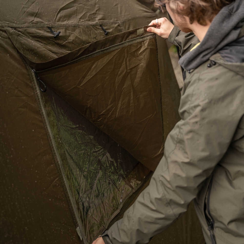 Avid Carp Revolve Screen House Compact